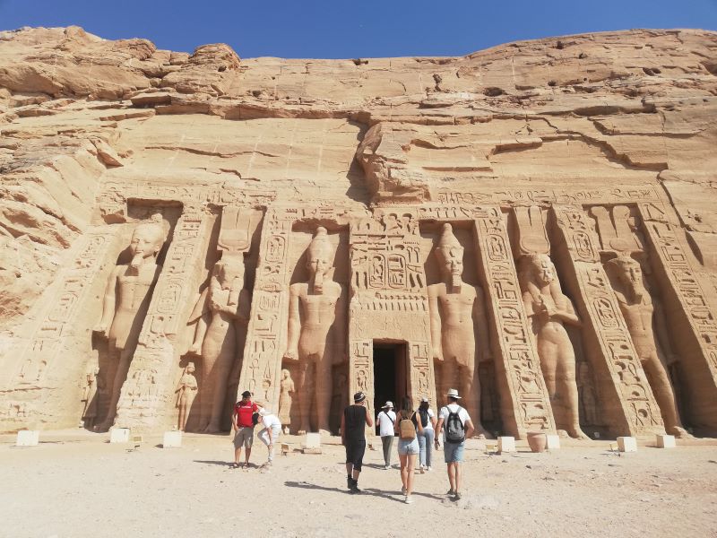 aswan tours and trips